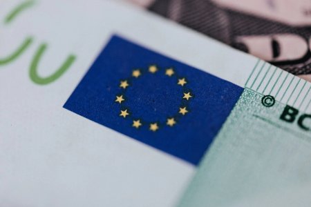 В ЕП призвали приостановить безвизовый режим для украинцев, грузин и молдаван