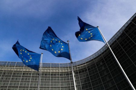 Саммит ЕС предоставил статус кандидата на вступление в Евросоюз Украине и Молдове