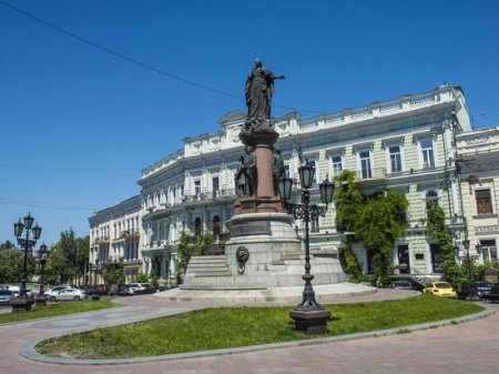 В Одессе выбрали место для памятника Екатерине II после демонтажа