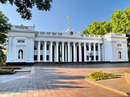 В Одессе решили обсудить проект нового устава города