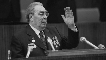  На Украине лишили  Брежнева звания почетного гражданина Киева
