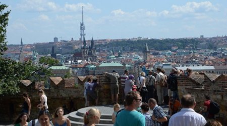 Украинцы и молдаване - лидеры среди нелегальных мигрантов в Чехии Украинцы и молдаване - лидеры среди нелегальных мигрантов в Чехии