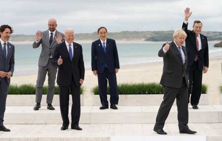 G7        