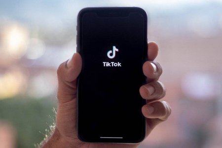 TikTok      2021 