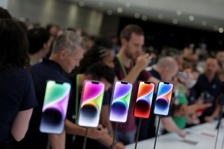    iPhone 15