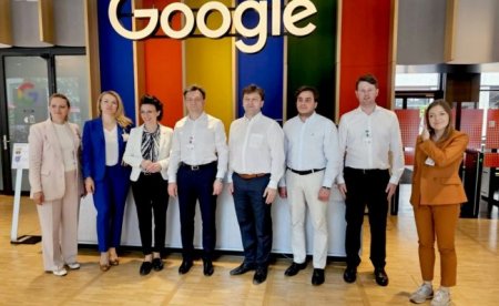 Google  :       